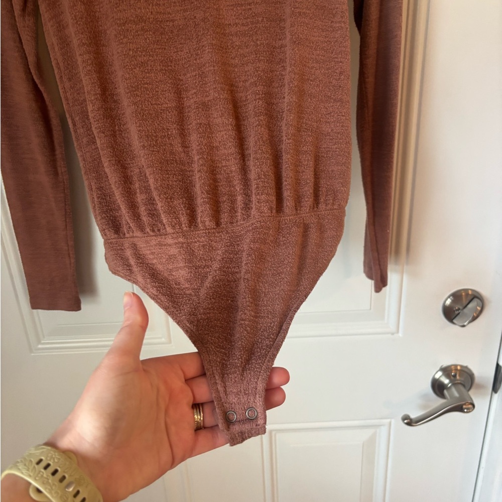 Abercrombie & Fitch Brown Ribbed Long Sleeve Top - Picture 4 of 6